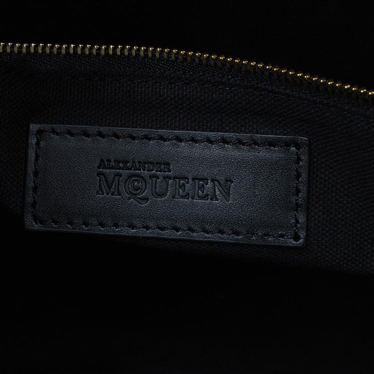 مملوكة مسبقًا Alexander McQueen Black Calf Leather Small Legend Tote