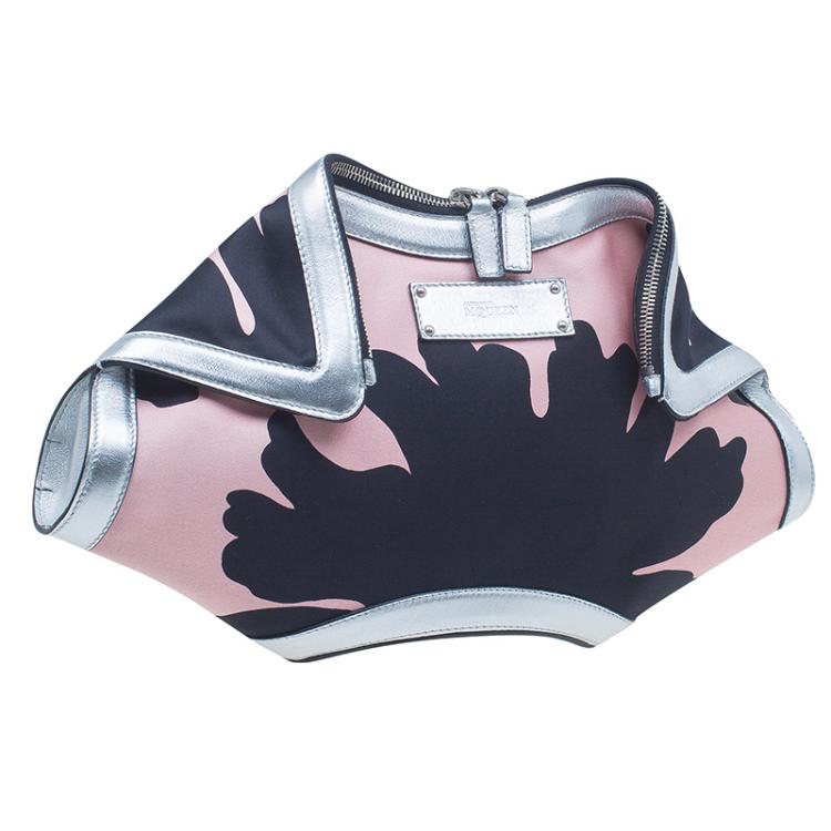 مملوكة مسبقًا Alexander McQueen Black/Pink Satin Medium Floral De Manta Clutch