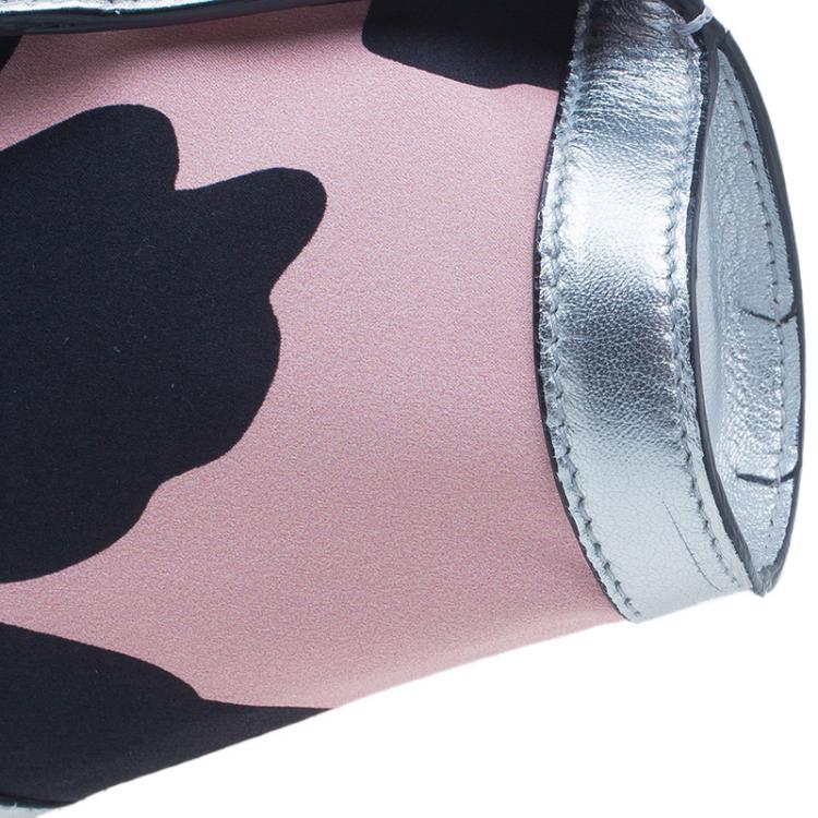 مملوكة مسبقًا Alexander McQueen Black/Pink Satin Medium Floral De Manta Clutch