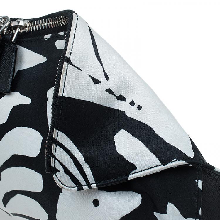Pre Owned Alexander McQueen Black/White Satin Naive Pagan-Print Small De Manta Clutch