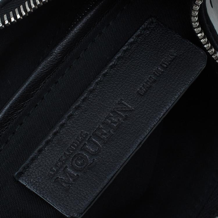 Pre Owned Alexander McQueen Black/White Satin Naive Pagan-Print Small De Manta Clutch