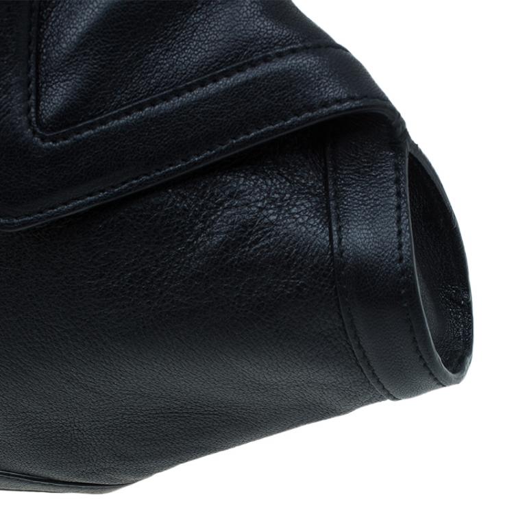 Pre Owned Alexander McQueen Black Leather Medium De Manta Clutch