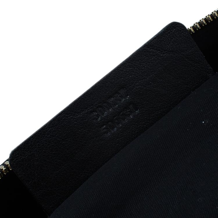Pre Owned Alexander McQueen Black Leather Medium De Manta Clutch