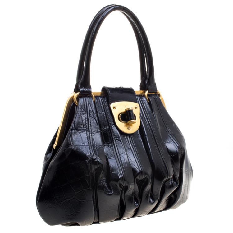 مملوكة مسبقًا Alexander McQueen Black Croc Embossed Patent Leather Elvie Satchel