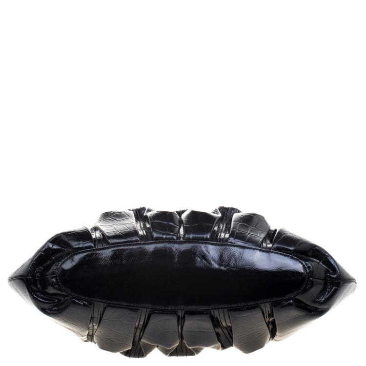 مملوكة مسبقًا Alexander McQueen Black Croc Embossed Patent Leather Elvie Satchel