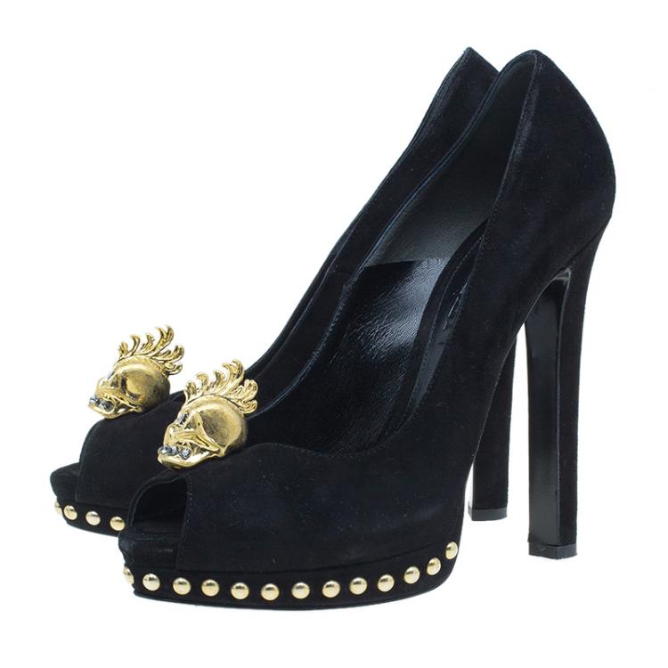 Pre Owned Alexander McQueen Black Suede Skull Embellished Peep Toe Pumps Size 38