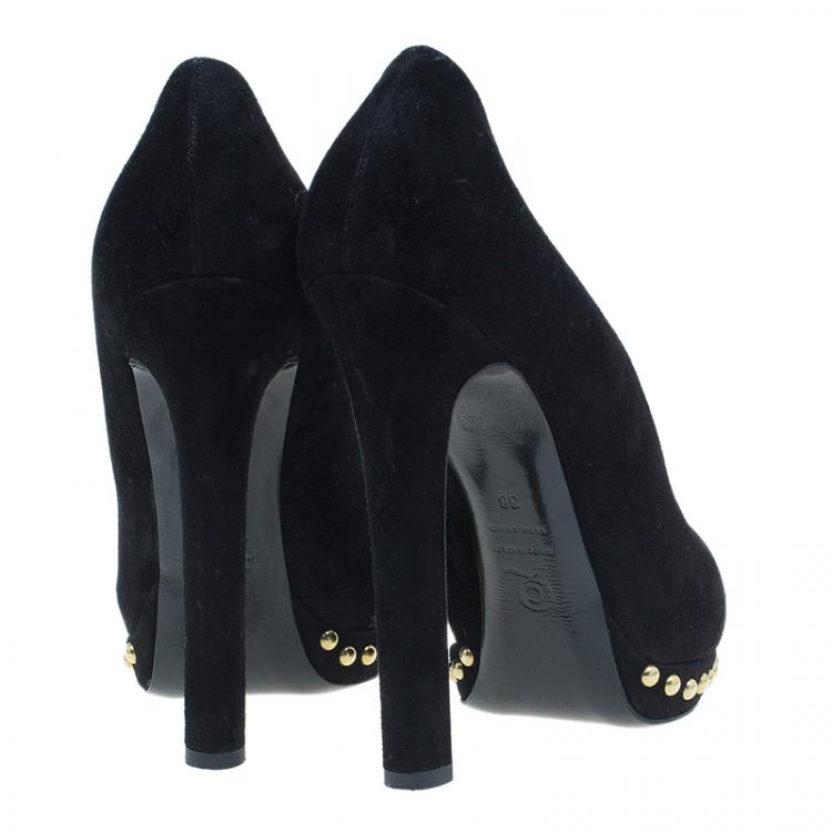 Pre Owned Alexander McQueen Black Suede Skull Embellished Peep Toe Pumps Size 38
