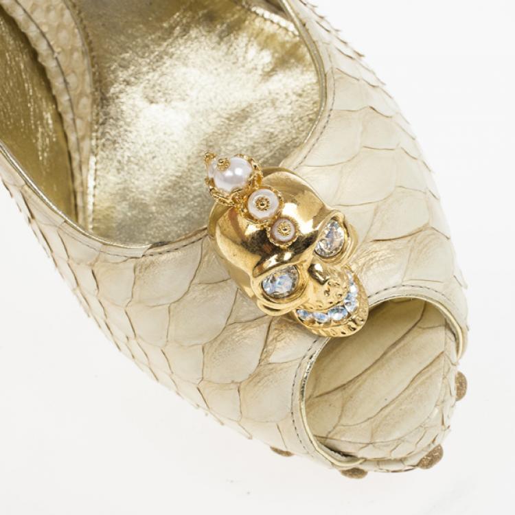 Pre Owned Alexander McQueen Python Pearl Skull Studded Peep Toe Pumps Size 39
