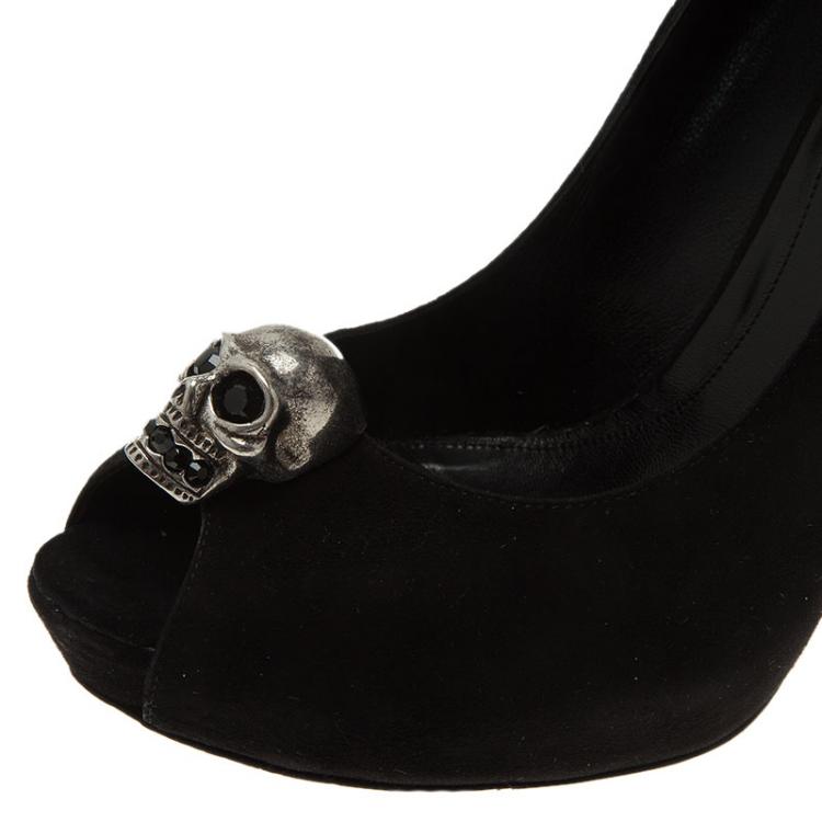 Pre Owned Alexander McQueen Black Suede Skull Peep Toe Pumps 37