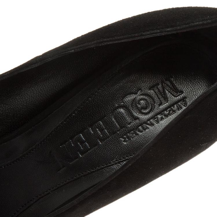 Pre Owned Alexander McQueen Black Suede Skull Peep Toe Pumps 37