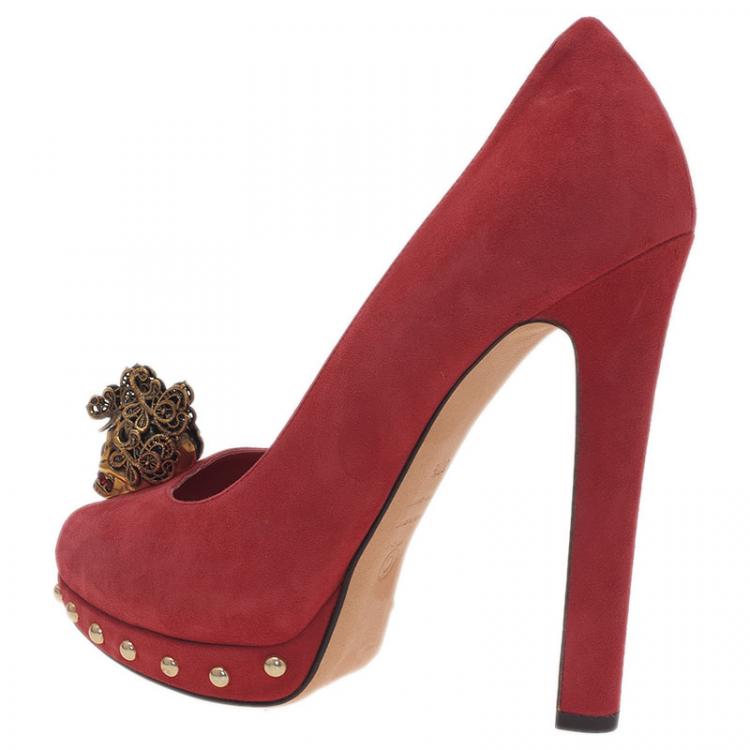 Pre Owned Alexander McQueen Red Suede Skull Embellished Platform Pumps Size 37.5 