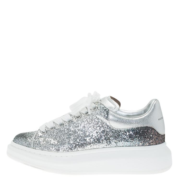 Alexander McQueen Skull Leather Sneakers - Silver Sneakers, Shoes -  ALE180364 | The RealReal