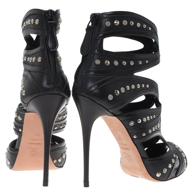 Pre Owned Alexander McQueen Black Studded Leather Cutout Sandals Size 37