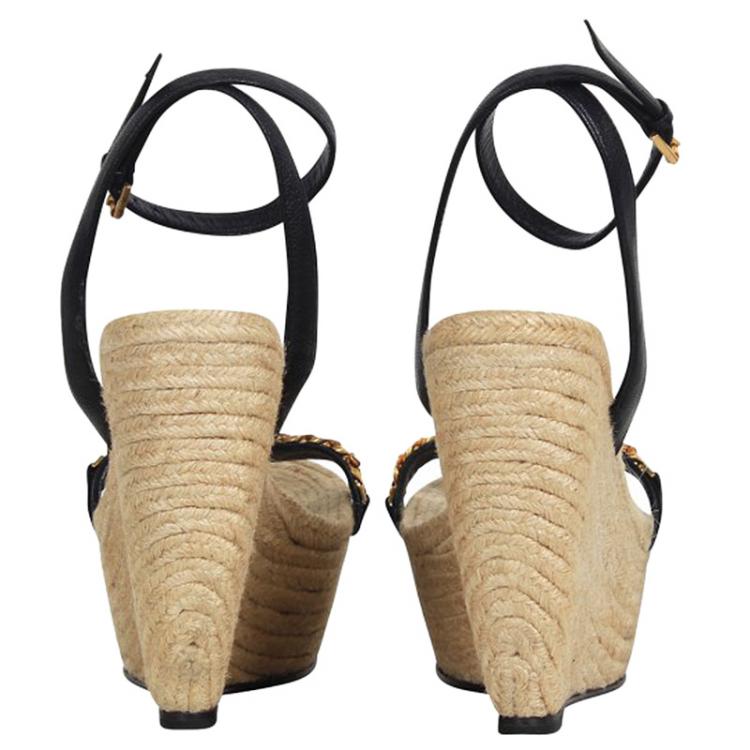 مملوكة مسبقًا Alexander McQueen Black Leather Chain Skull Ankle Strap Espadrille Wedges Size 37.5