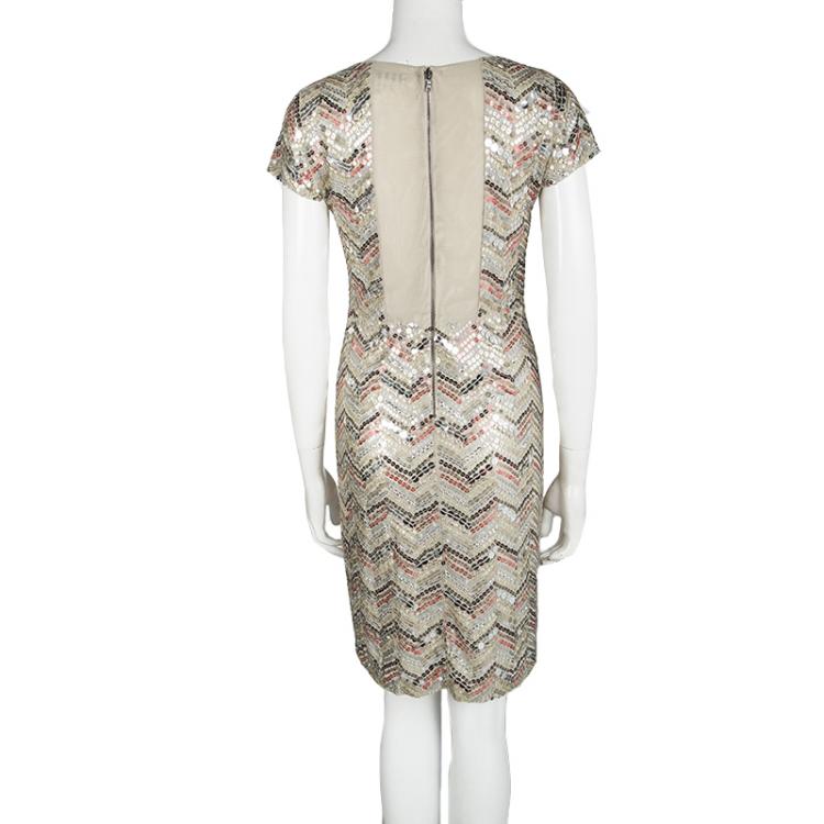Pre Owned Alice + Olivia Beige Zig Zag Sequin Embellished Cap Sleeve Dress L