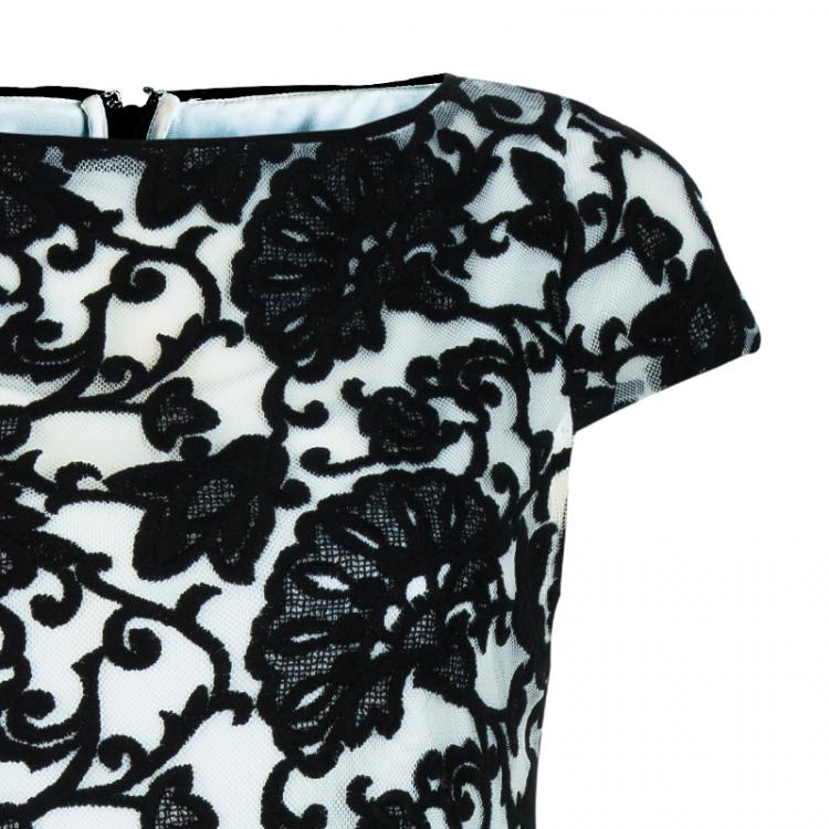 Pre Owned Alice + Olivia Connie Black and White Embroidered Top XS