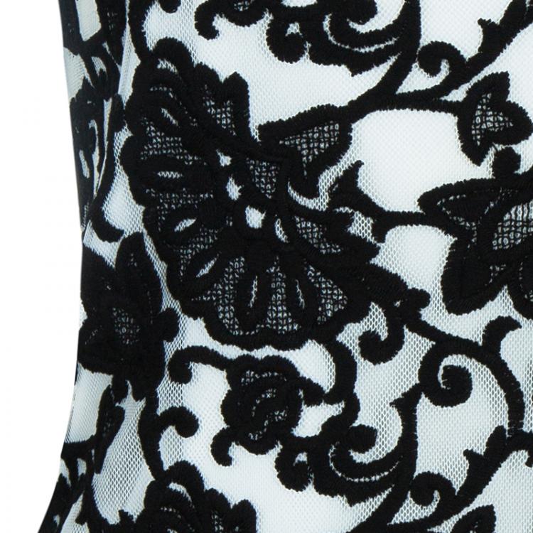 Pre Owned Alice + Olivia Connie Black and White Embroidered Top XS