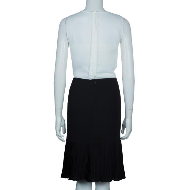 Pre Owned Armani Collezioni Black Pleated Skirt M