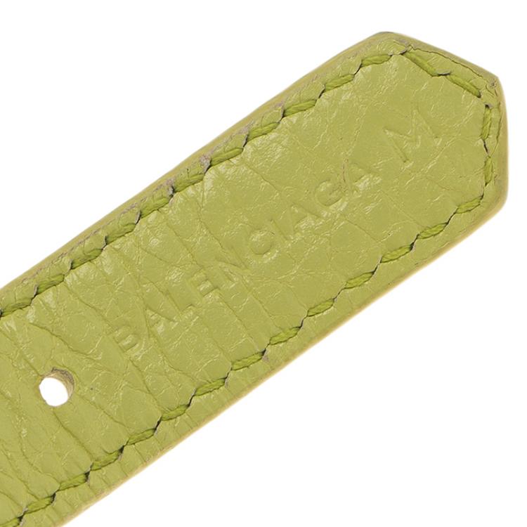 مملوكة مسبقًا Balenciaga Arena Giant Stud Yellow Leather Gold Tone Bracelet Size M