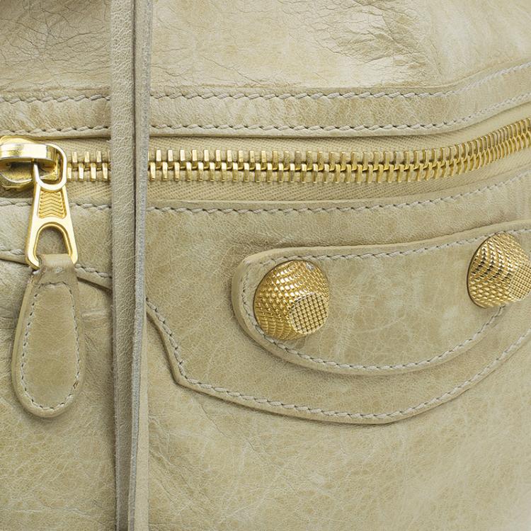 Pre Owned Balenciaga Cream Leather Motocross Bucket Backpack Bag