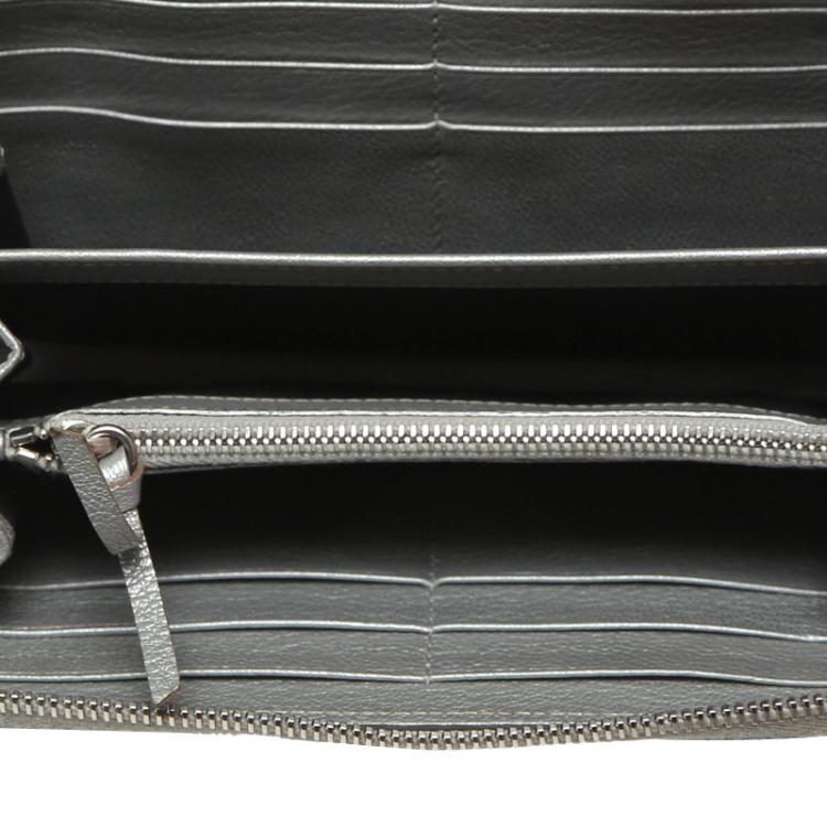 Pre Owned Balenciaga Silver Leather Wallet