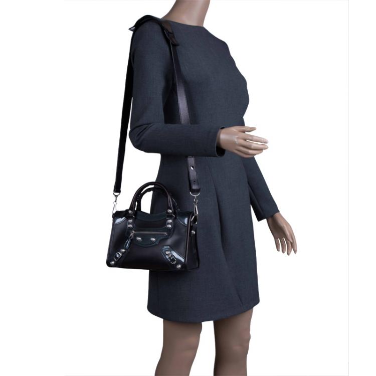 Ægte faldskærm Settlers Balenciaga Black Leather and Patent Mini City Silver Hardware Bag Balenciaga  | TLC