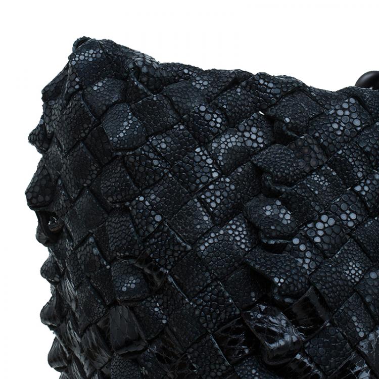 Pre Owned Bottega Veneta Limited Edition Black Stingray Woven Lido Medium Tote