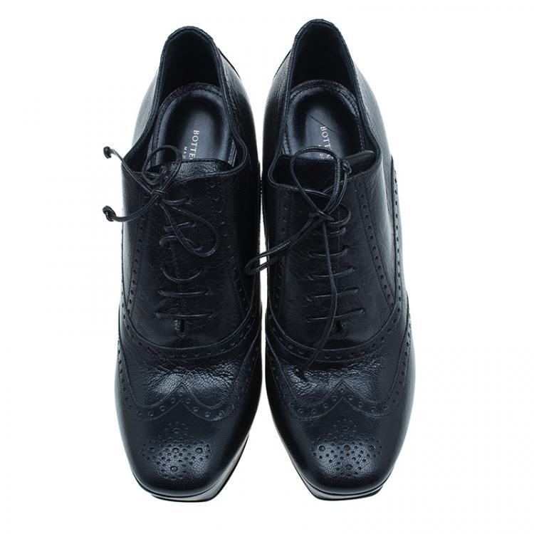 Pre Owned Bottega Veneta Black Brogue Leather Ankle Boots Size 38.5