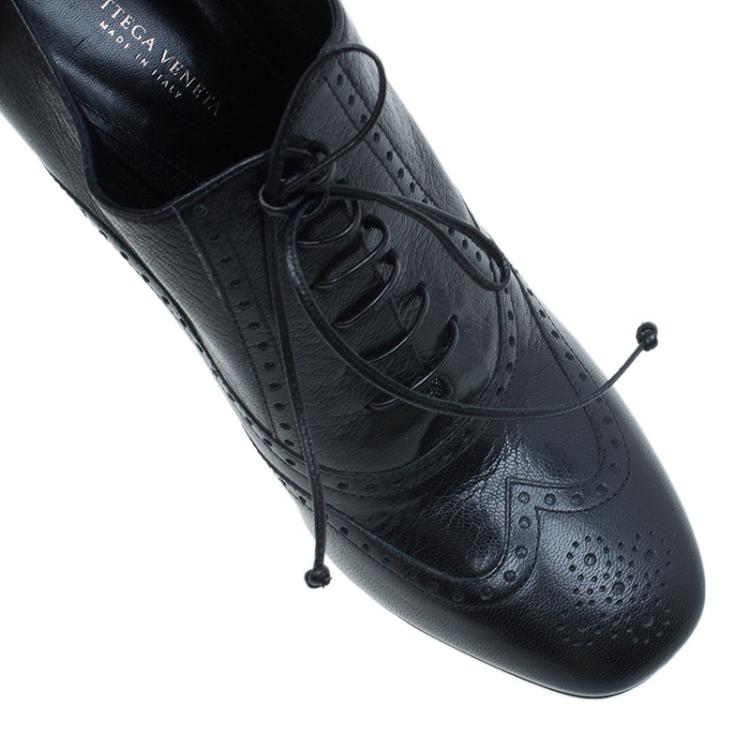 Pre Owned Bottega Veneta Black Leather Brogue Ankle Boots Size 40.5