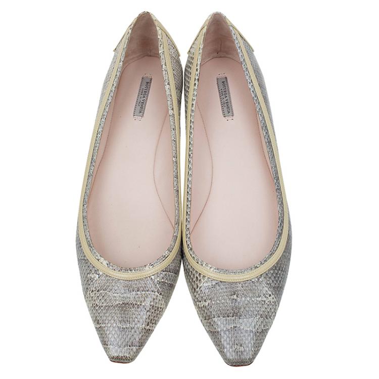 Pre Owned Bottega Veneta Grey Python Ballet Flats Size 40