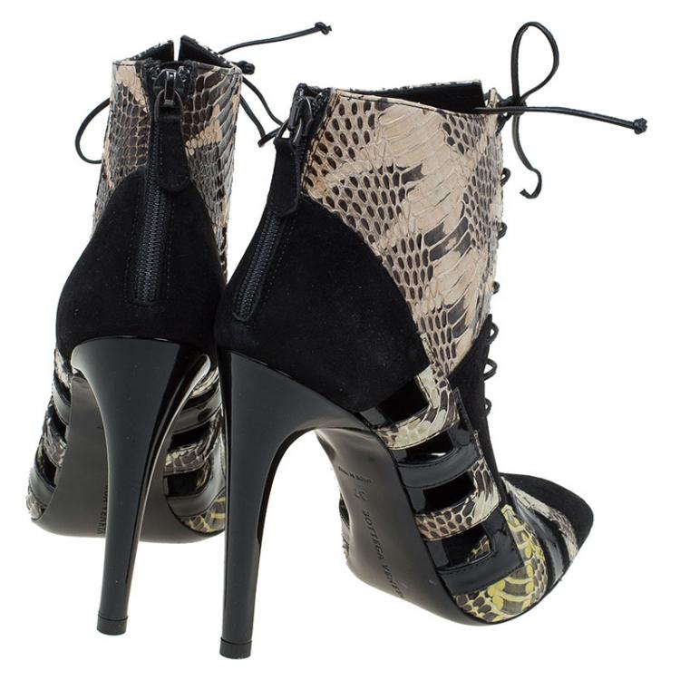 Pre Owned Bottega Veneta Black Suede and Python Lace Up Ankle Boots Size 37