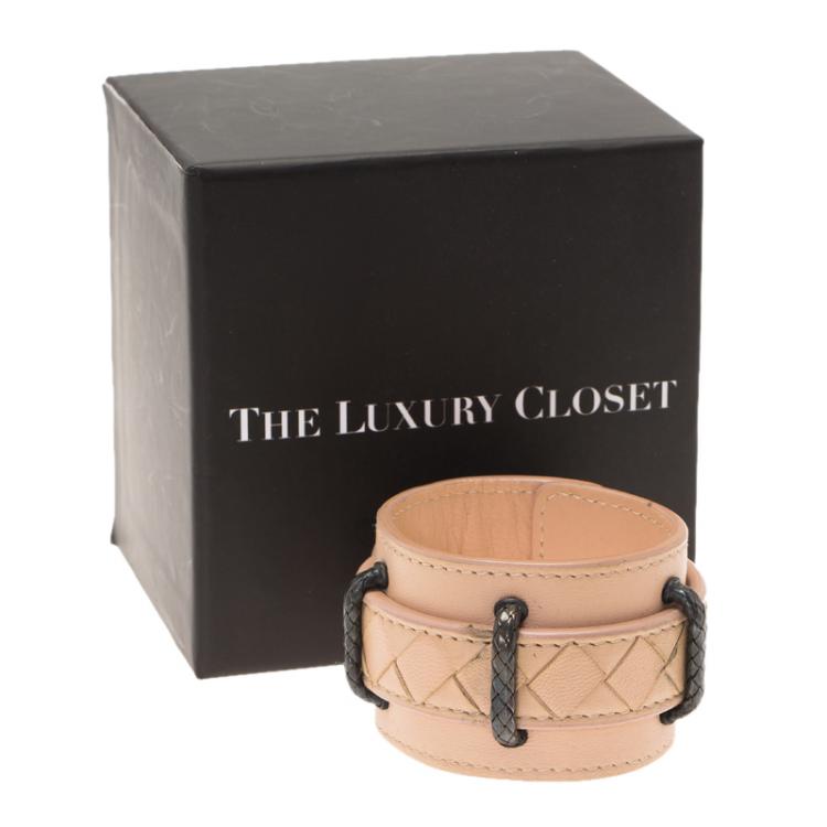 Pre Owned Bottega Veneta Intrecciato Cream Leather Cuff Bracelet S