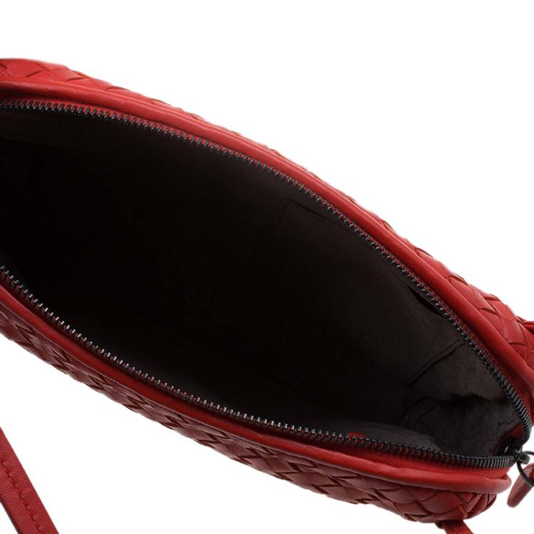 Pre Owned Bottega Veneta Red Intrecciato Nappa Leather Messenger Bag