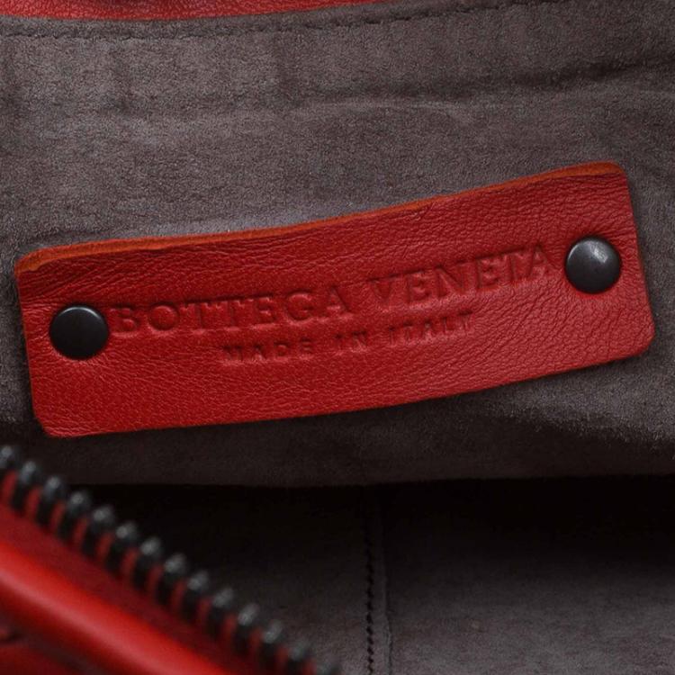 Pre Owned Bottega Veneta Red Intrecciato Nappa Leather Messenger Bag
