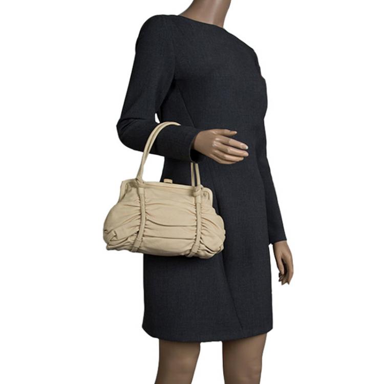 Pre Owned Bottega Veneta Cream Leather Ruched Bag