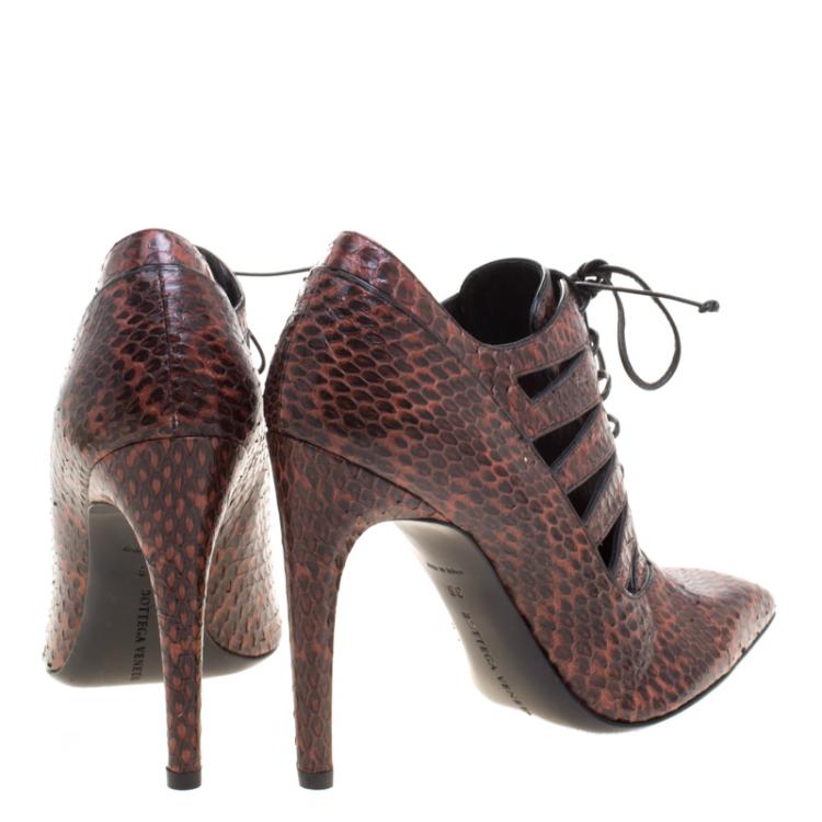 Pre Owned Bottega Veneta Burgundy Python Cutout Lace-Up Ankle Boots Size 36