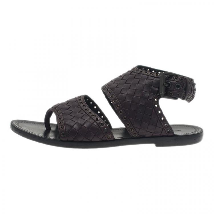 مملوكة مسبقًا Bottega Veneta Brown Intrecciato Leather Buckle Sandals Size 36.5 