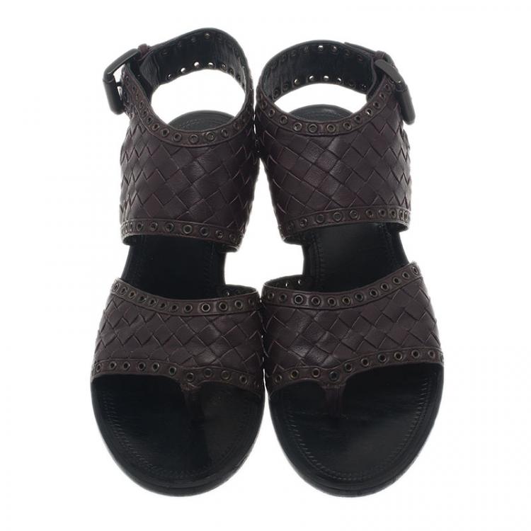 مملوكة مسبقًا Bottega Veneta Brown Intrecciato Leather Buckle Sandals Size 36.5 