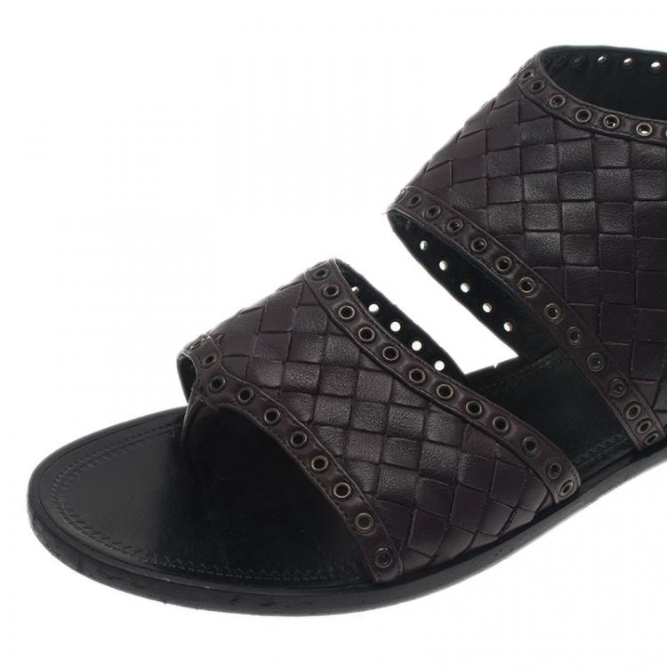 مملوكة مسبقًا Bottega Veneta Brown Intrecciato Leather Buckle Sandals Size 36.5 