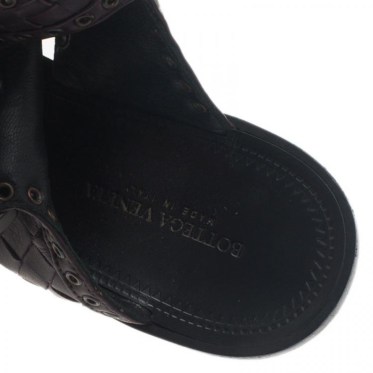 مملوكة مسبقًا Bottega Veneta Brown Intrecciato Leather Buckle Sandals Size 36.5 