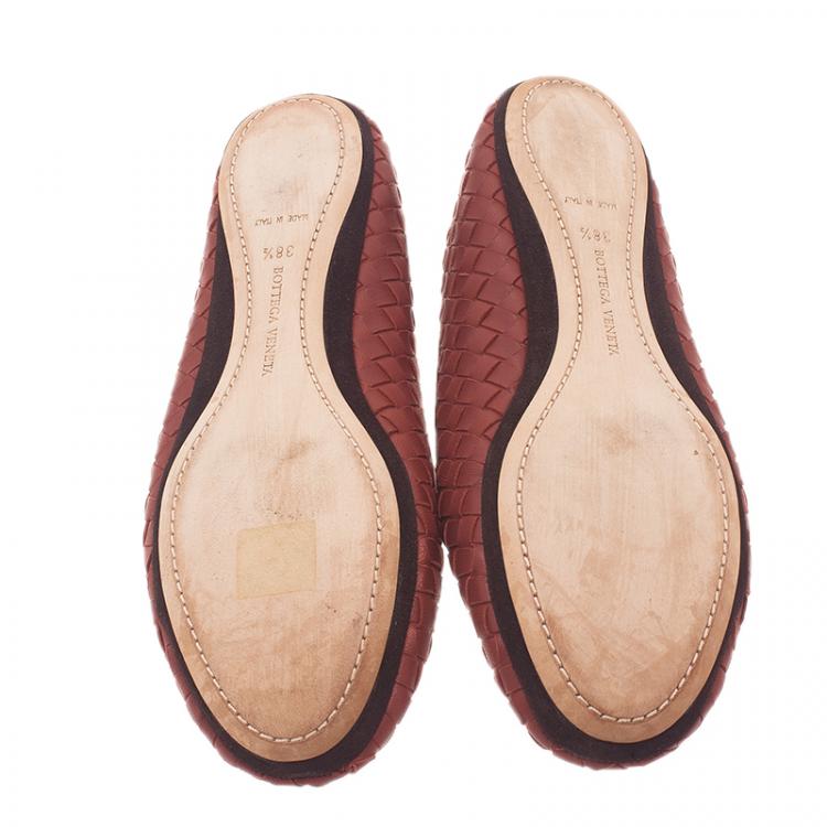 Pre Owned Bottega Veneta Brown Intrecciato Leather Carpet Slippers Size 38.5