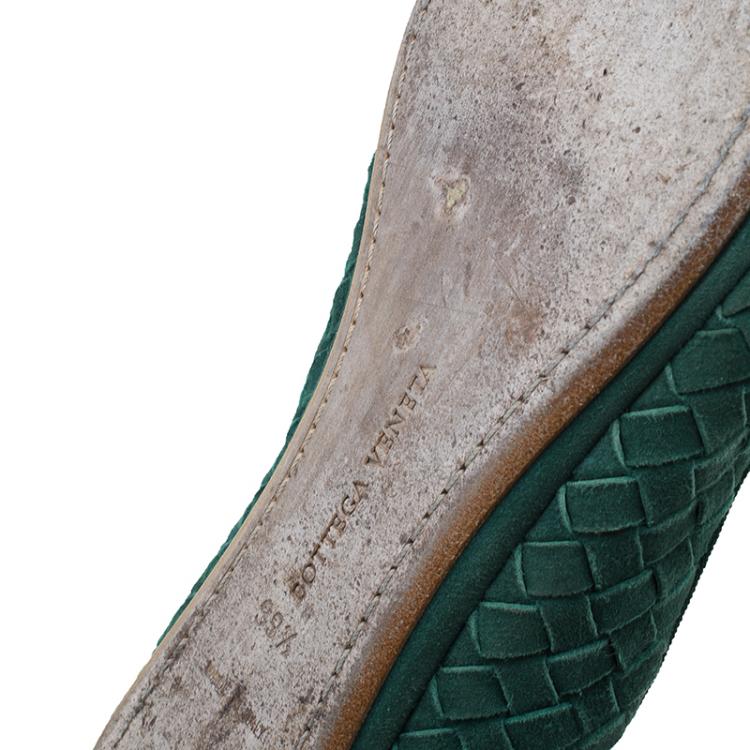 Pre Owned Bottega Veneta Green Intrecciato Suede Carpet Slippers Size 39.5 