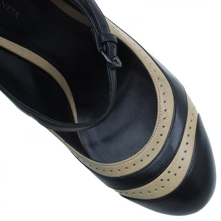 Pre Owned Bottega Veneta Black and White Leather Brogue Mary Jane Pumps Size 38