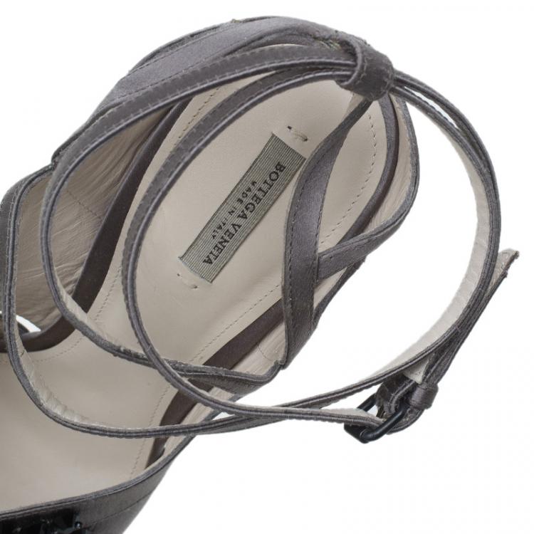 Pre Owned Bottega Veneta Grey Embellished Satin Ankle Strap Platform Sandals Size 40