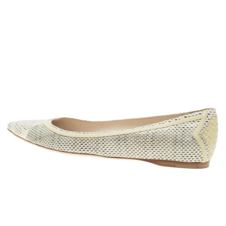 Pre Owned Bottega Veneta Cream Python Ballet Flats Size 39 