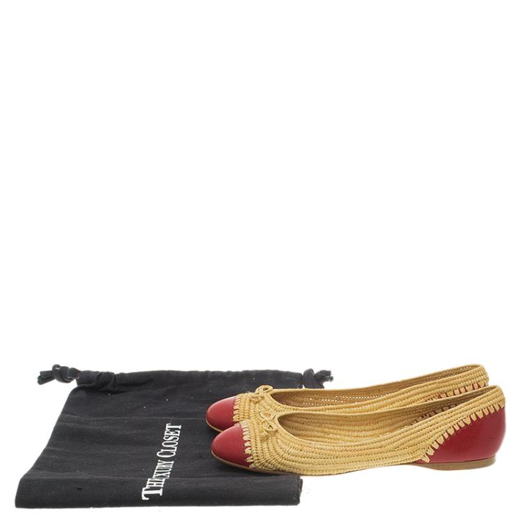 Pre Owned Bottega Veneta Two-Tone Leather and Raffia Ballet Flats Size 36