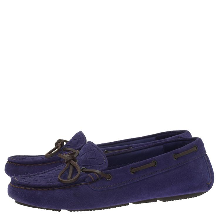 مملوكة مسبقًا Bottega Veneta Purple Intrecciato Suede Bow Loafers Size 36