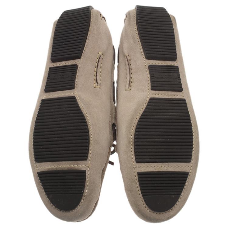 مملوكة مسبقًا Bottega Veneta Beige Intrecciato Suede Bow Loafers Size 39