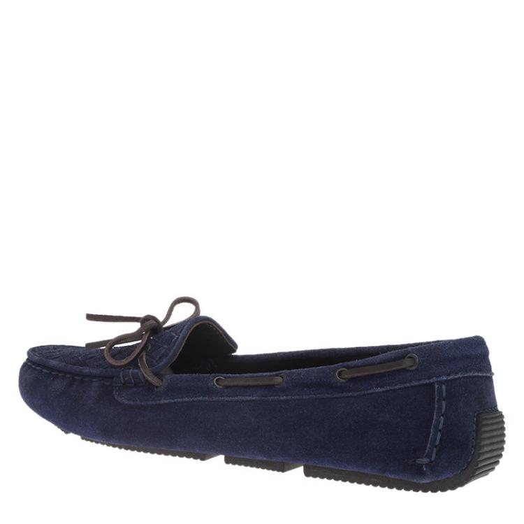 مملوكة مسبقًا Bottega Veneta Blue Intrecciato Suede Bow Loafers Size 39
