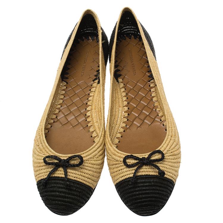 Pre Owned Bottega Veneta Two-Tone Raffia Ballet Flats Size 40